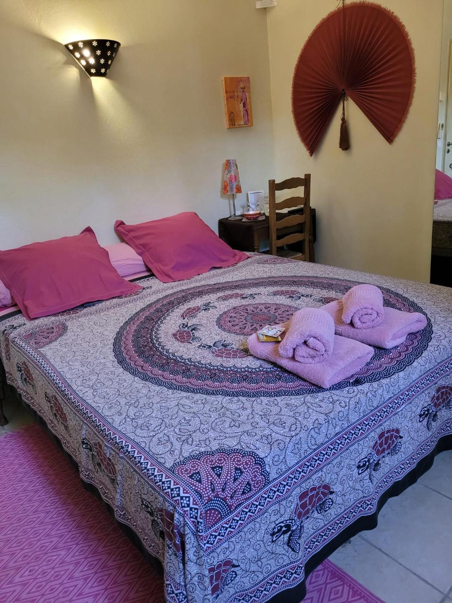 לינה וארוחת בוקר מוטורו La Maison De Jenny מראה חיצוני תמונה
