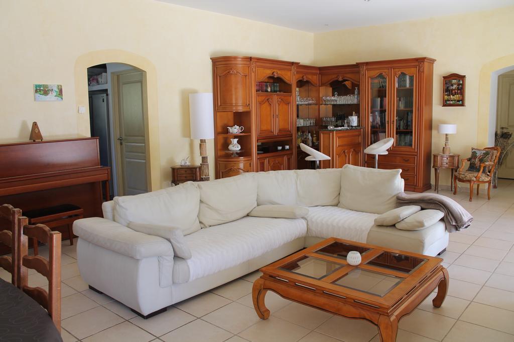 לינה וארוחת בוקר מוטורו La Maison De Jenny מראה חיצוני תמונה